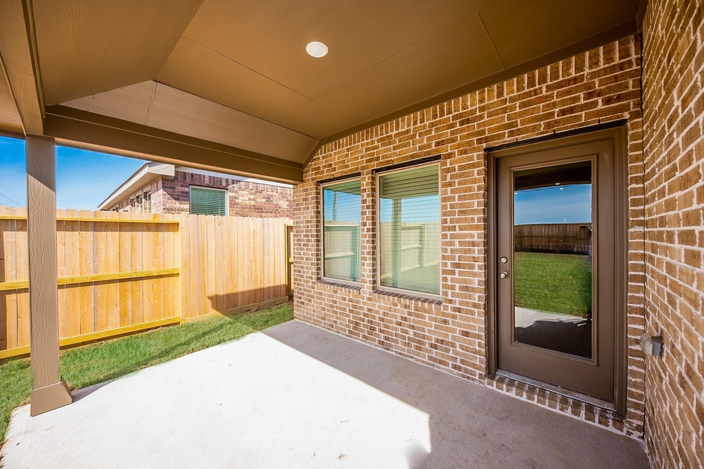 30327 Centipede Grove Lane - Photo 18