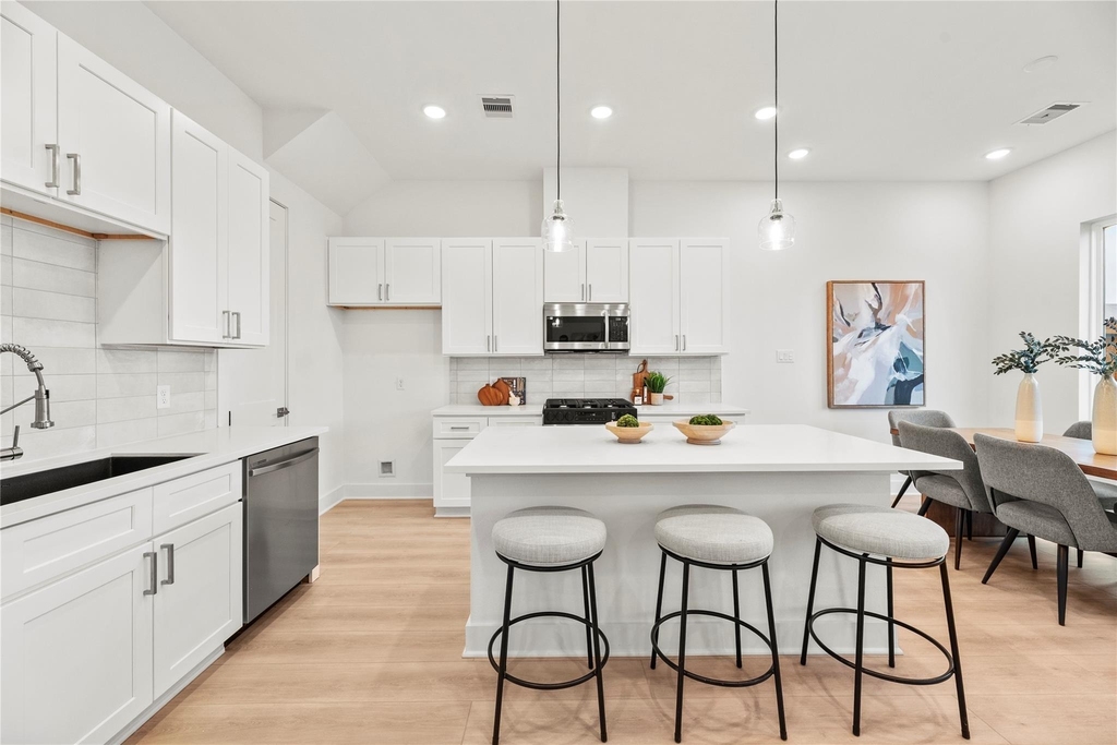 1308 Neiman Ln - Photo 15