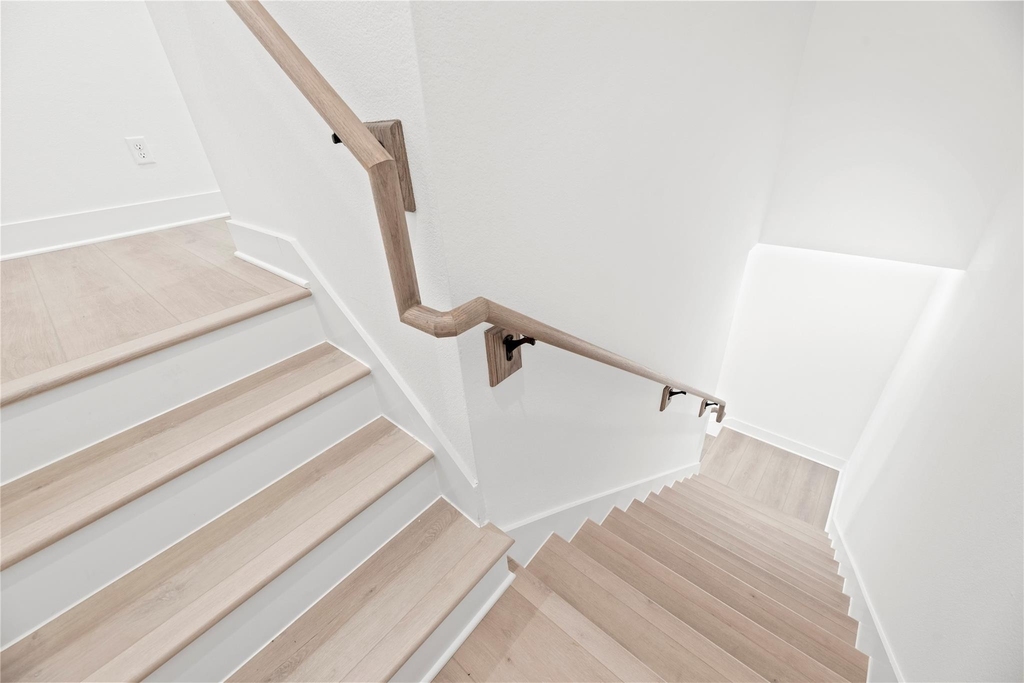 1308 Neiman Ln - Photo 17