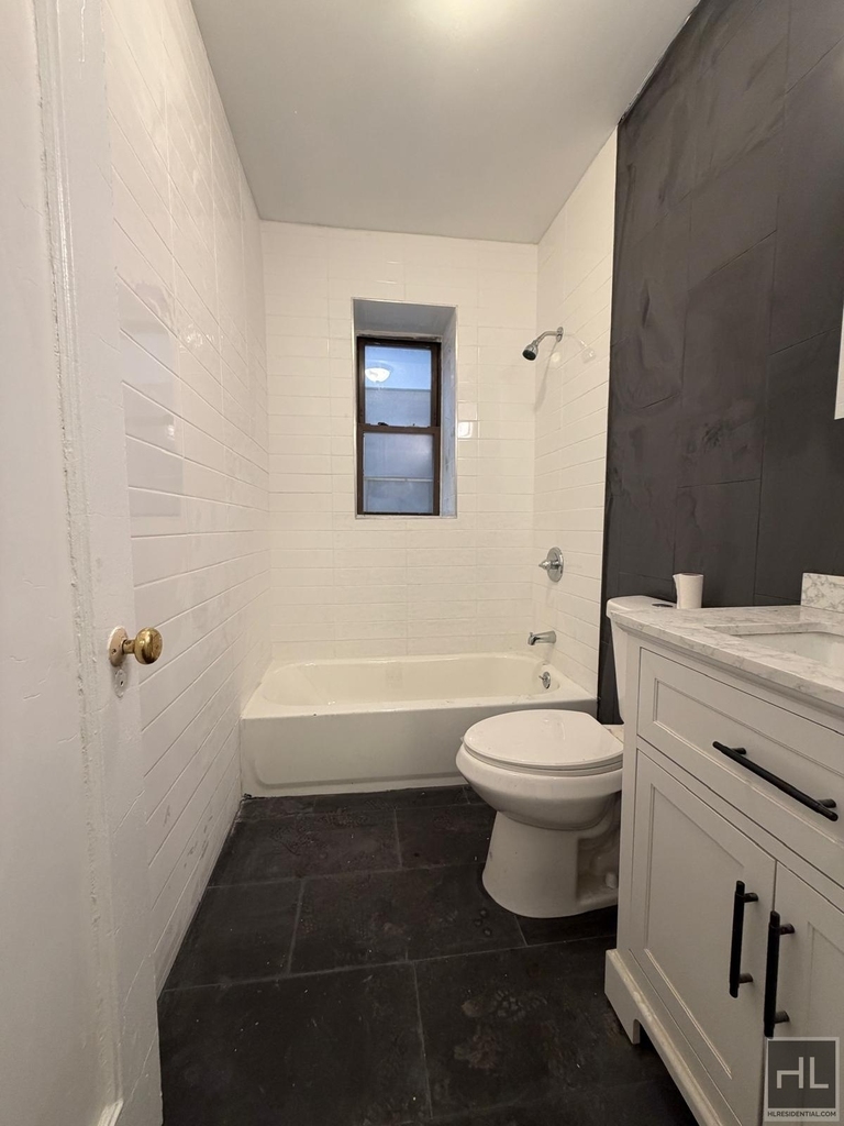 Newkirk Avenue - Photo 11