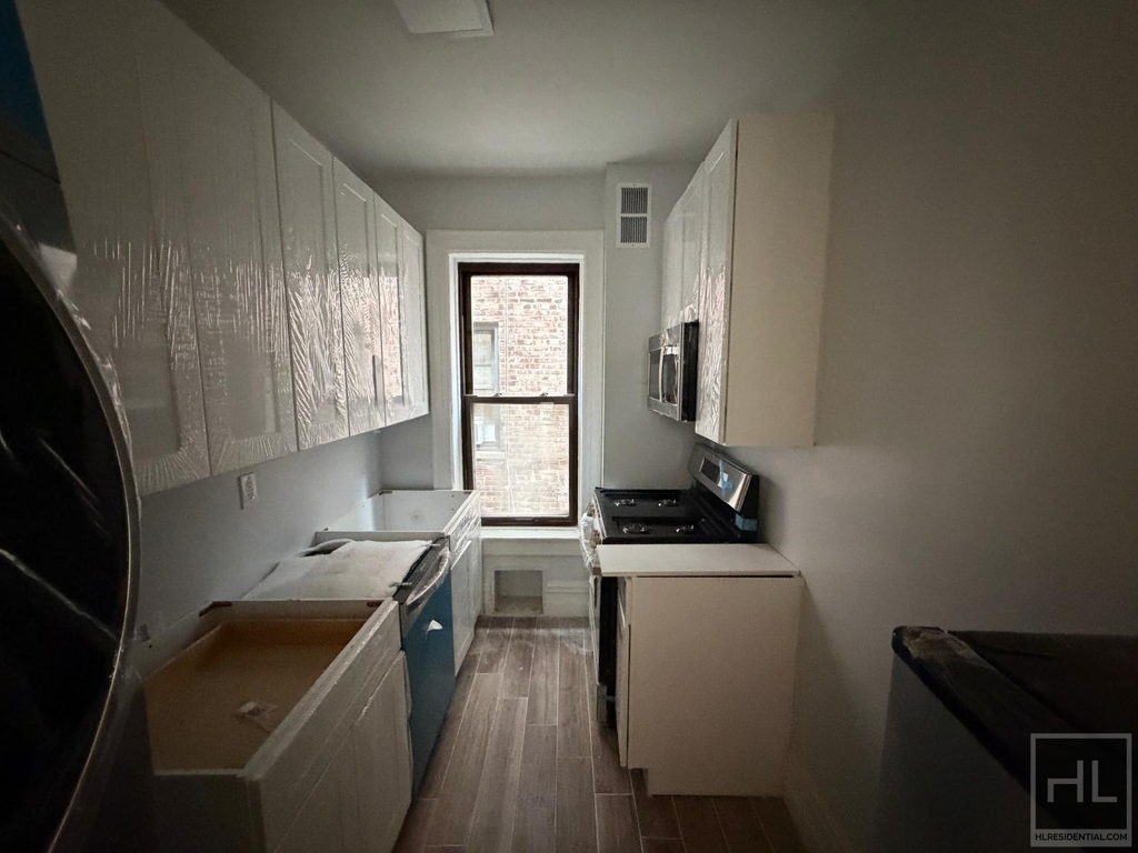 Newkirk Avenue - Photo 8