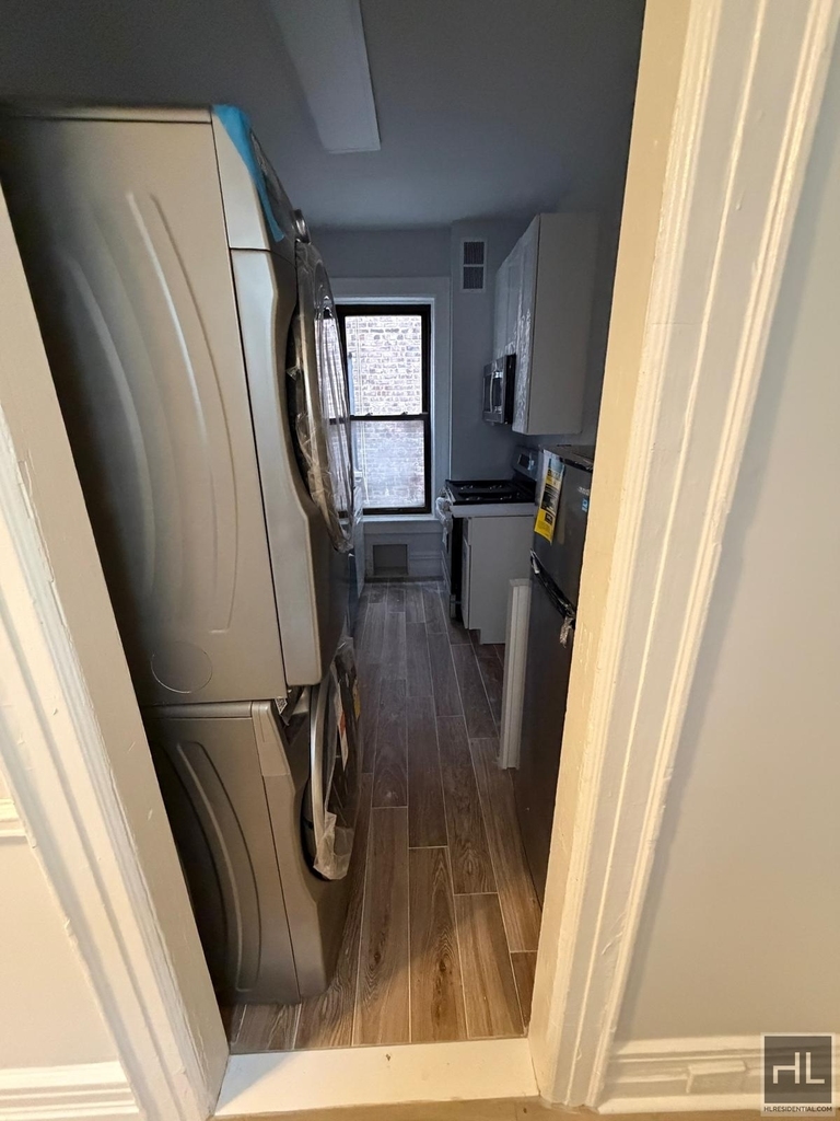 Newkirk Avenue - Photo 14