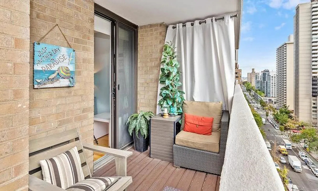 100 West 94th Street - Photo 2