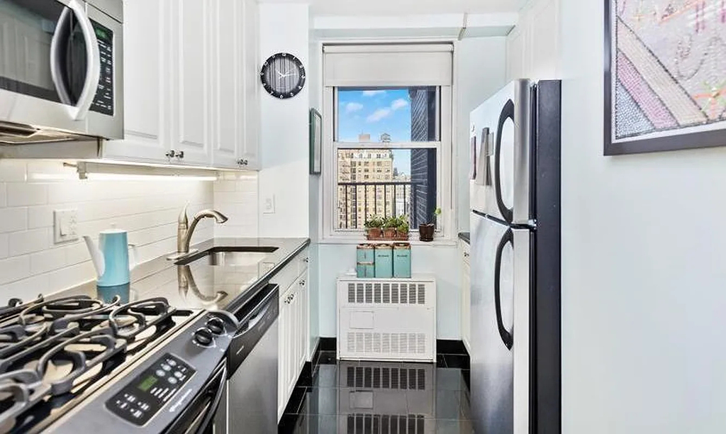 100 West 94th Street - Photo 0