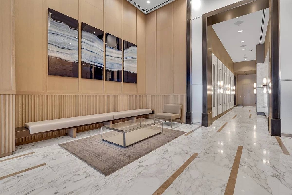 6th Avenue - Photo 13
