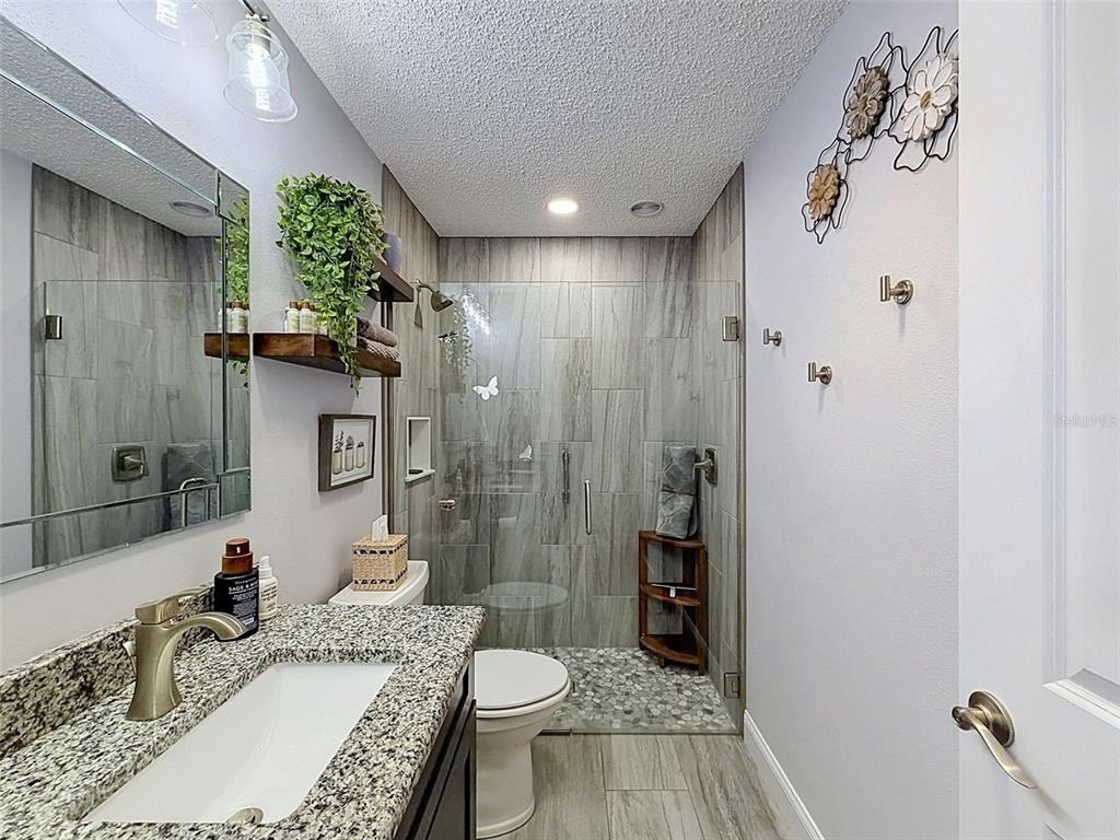 7442 Woodhollow Road - Photo 37