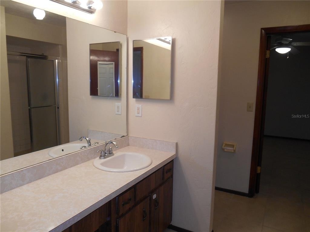 1564 S Montgomery Street - Photo 8
