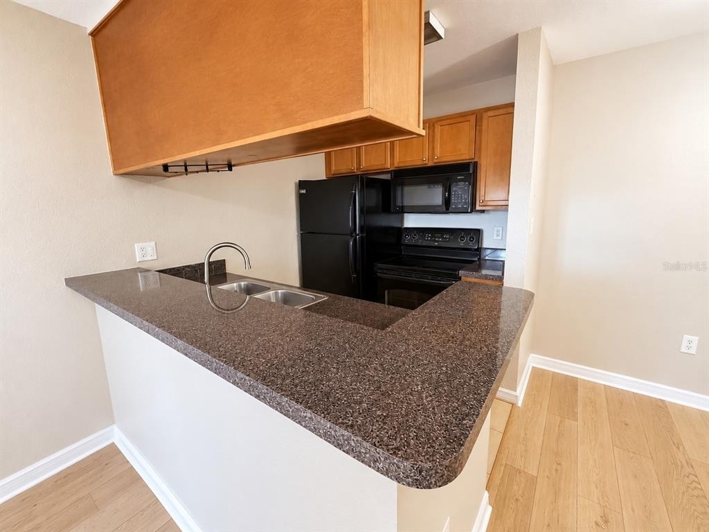203 Lake Parsons Green - Photo 2
