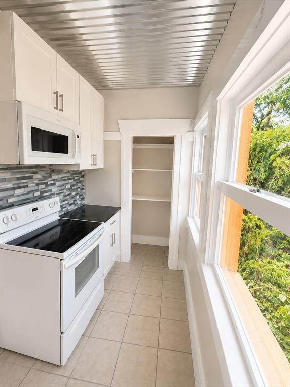 2316 N Highland Avenue - Photo 7