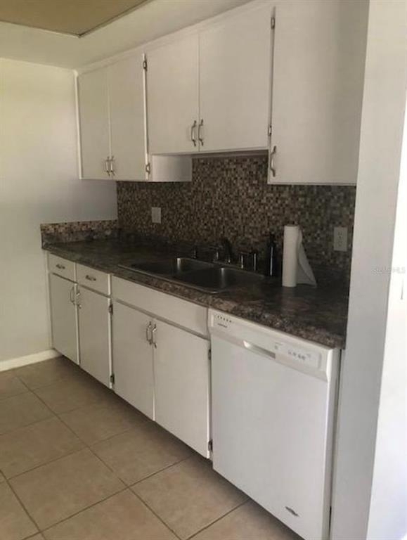 6910 S Trask Street - Photo 2