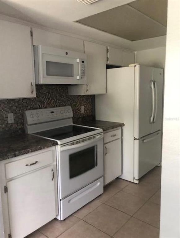 6910 S Trask Street - Photo 1