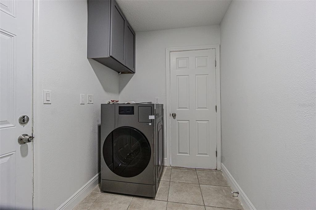 558 Clearwater Largo Road N - Photo 4