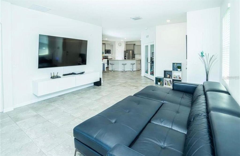 7916 Stonebrook Circle - Photo 3