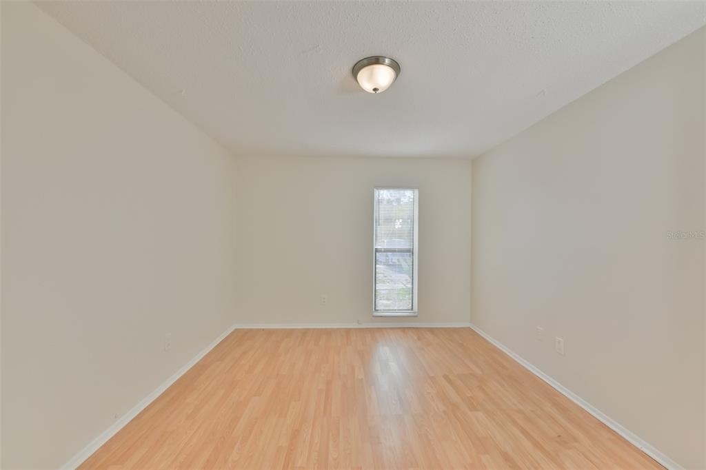 15616 Avalon Avenue - Photo 15