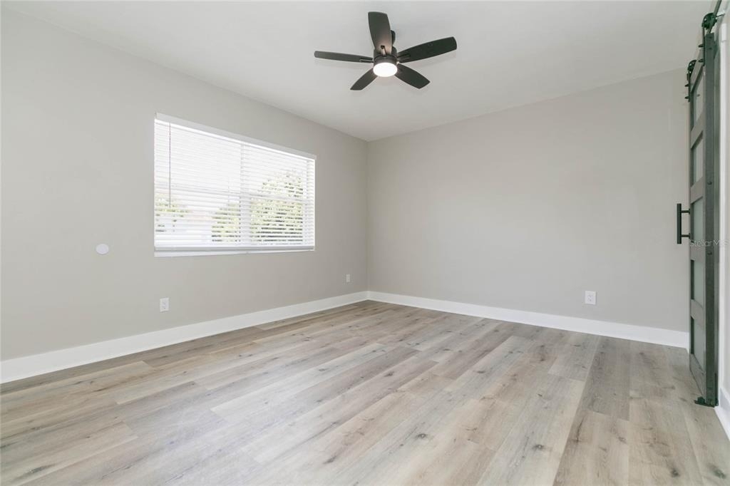 2600 52nd Avenue N - Photo 7