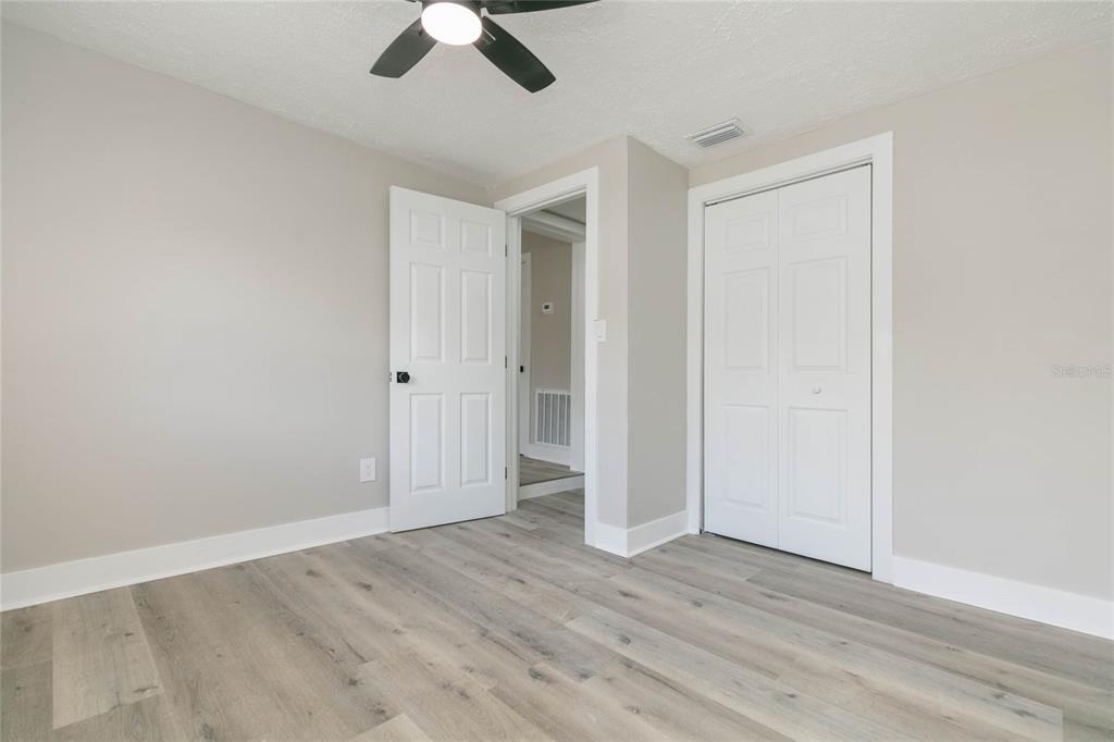 2600 52nd Avenue N - Photo 10