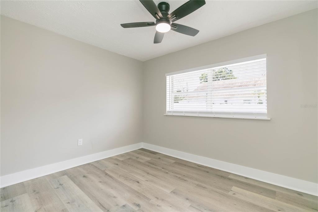 2600 52nd Avenue N - Photo 11