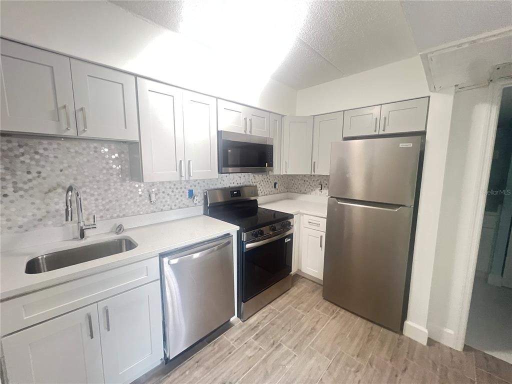 10365 Paradise Boulevard - Photo 8