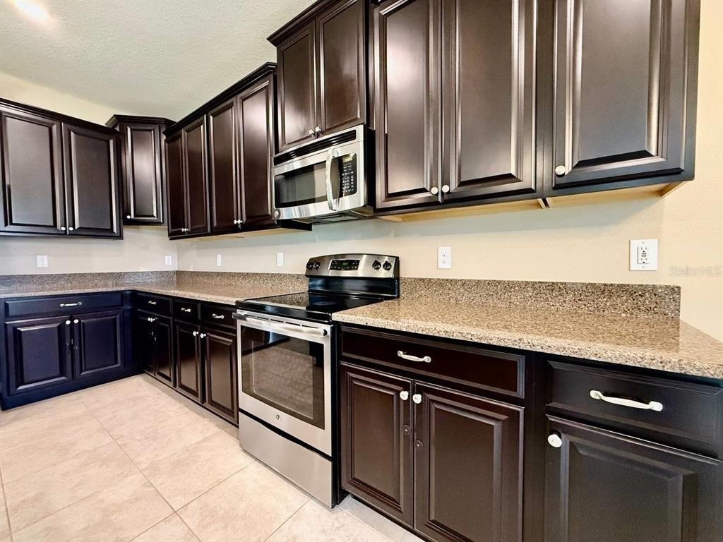12404 Ballentrae Forest Drive - Photo 9