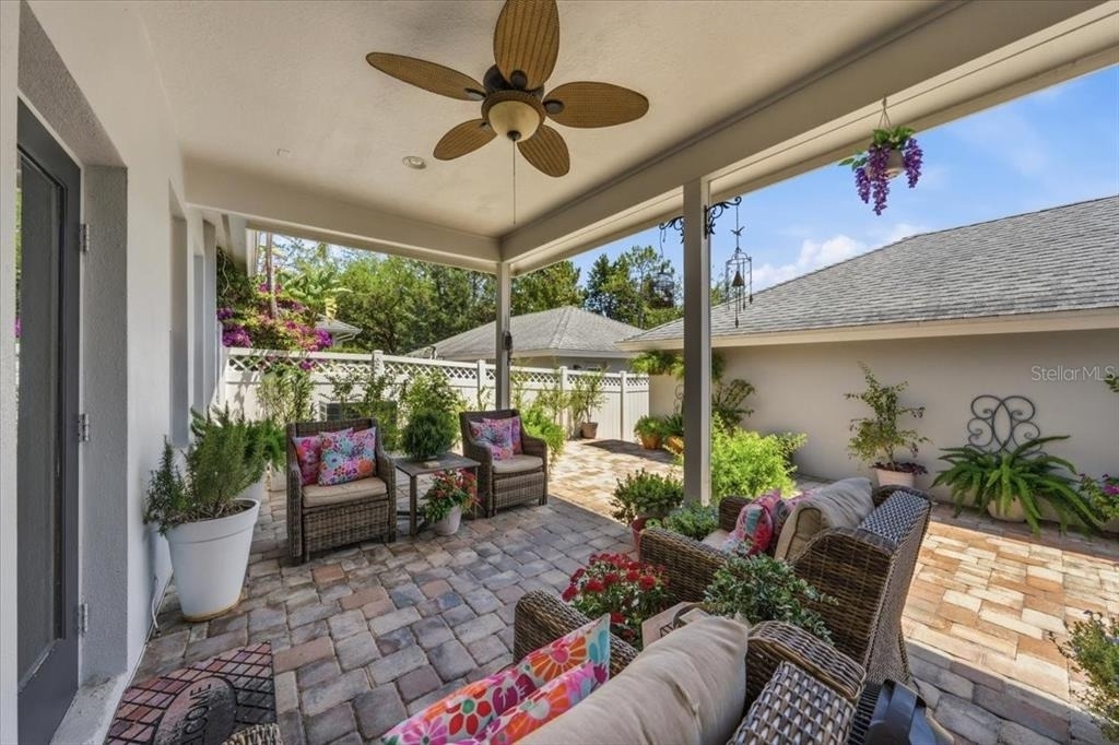 9606 Royce Drive - Photo 1