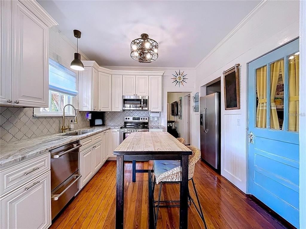 901 W Baker Street - Photo 6