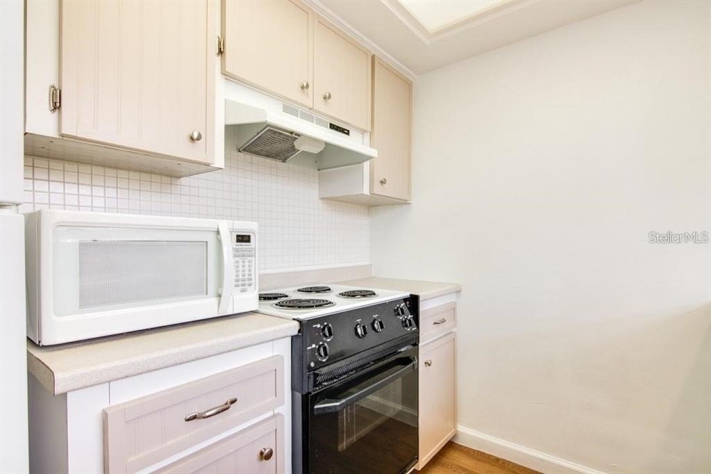 1303 S Hercules Avenue - Photo 13