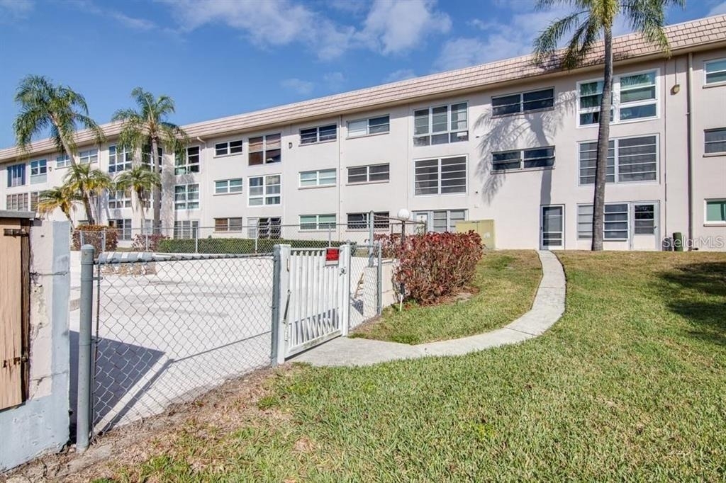 1303 S Hercules Avenue - Photo 33