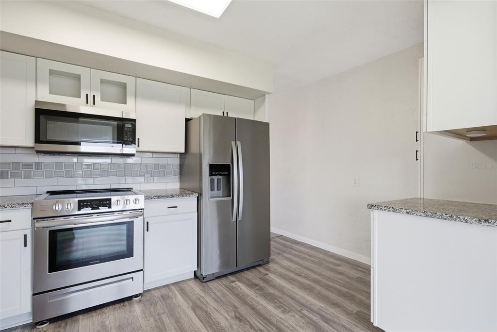 2434 Australia Way E - Photo 9