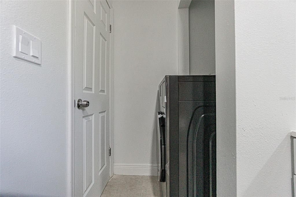 556 Clearwater Largo Road N - Photo 9