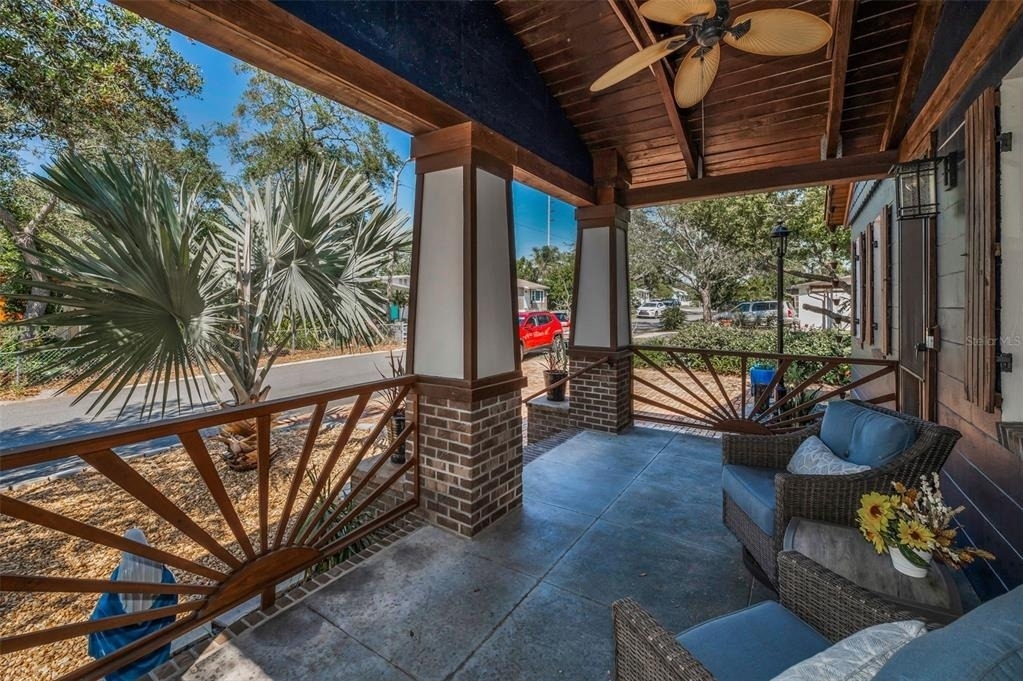 525 Lexington Street - Photo 1