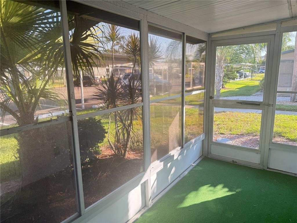 1802 Bedford Terrace - Photo 2