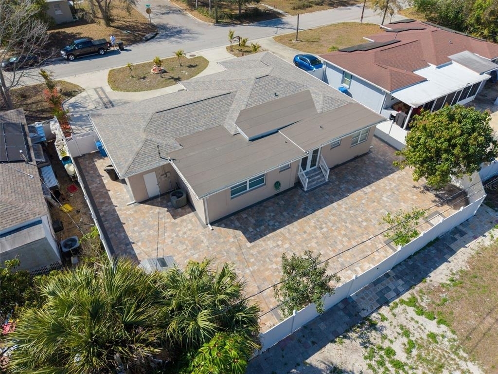 4767 26th Avenue N - Photo 2