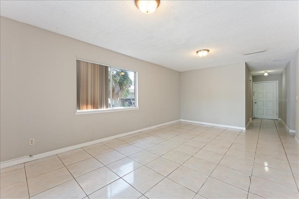 6345 Newtown Circle - Photo 11