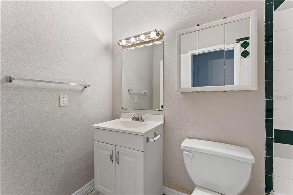 6345 Newtown Circle - Photo 16