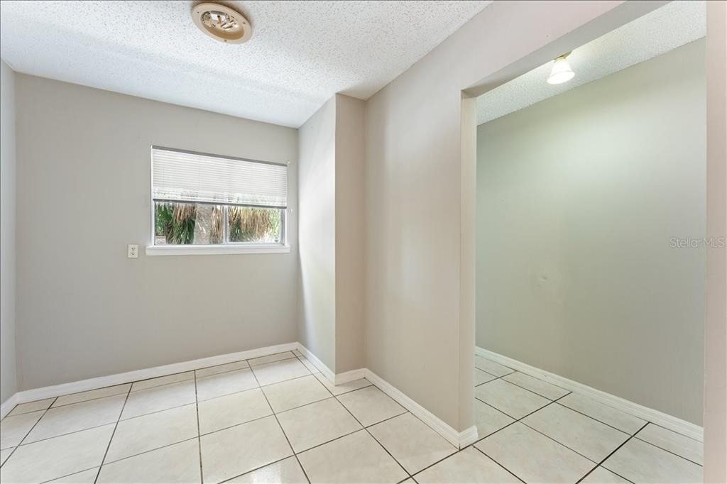 6345 Newtown Circle - Photo 7