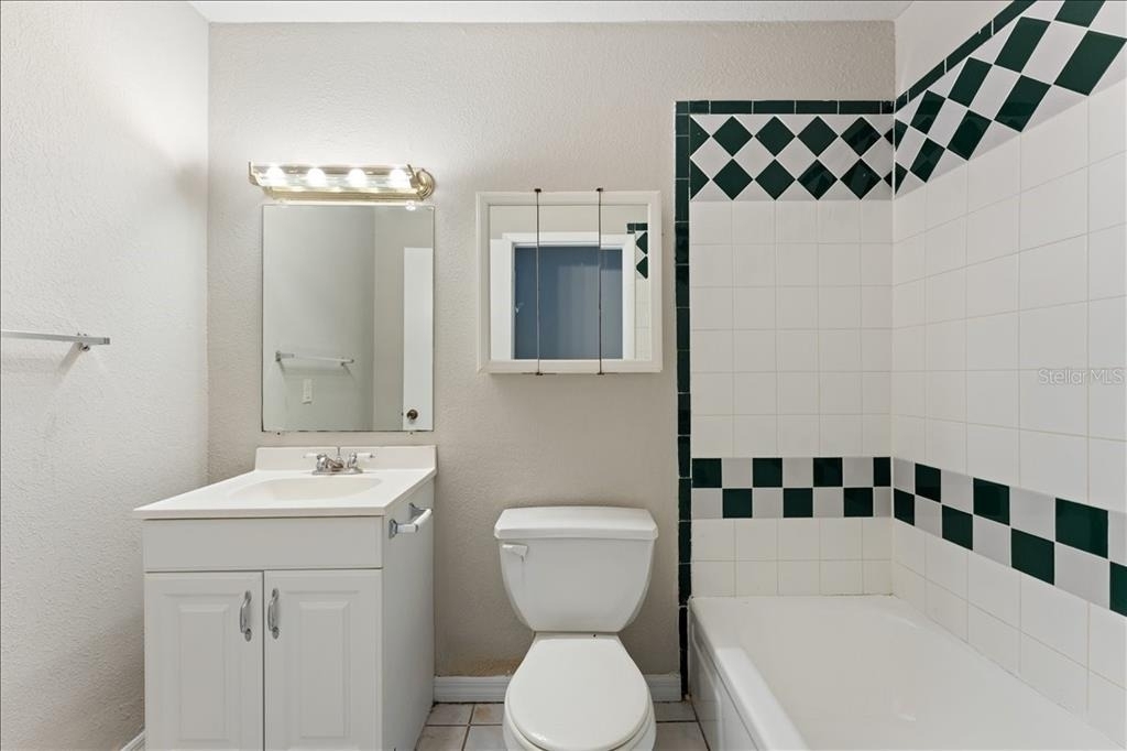 6345 Newtown Circle - Photo 15