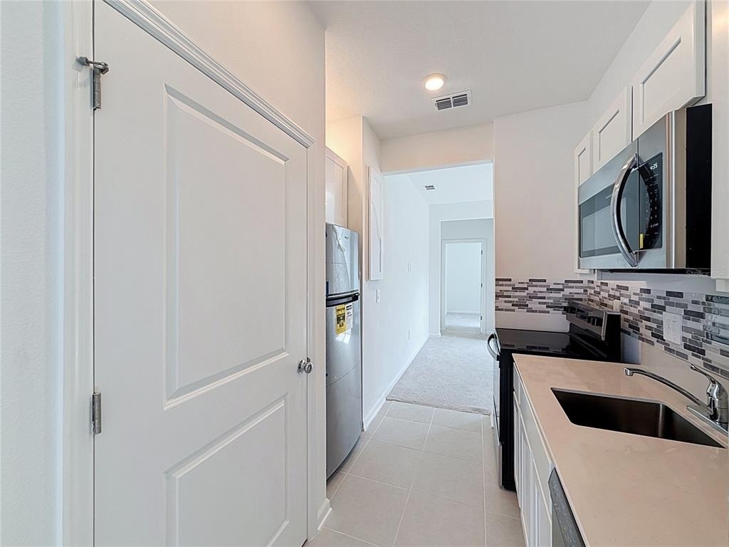3660 Rolling Ridge Bend - Photo 4