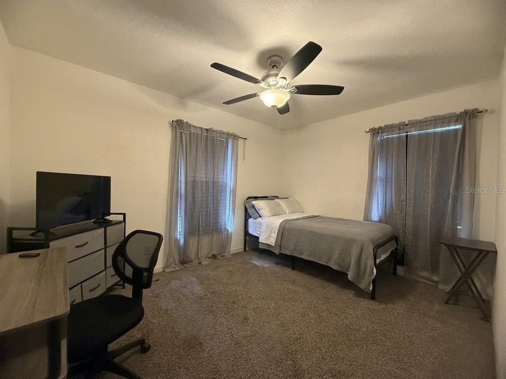 636 Rainbow Boulevard - Photo 8
