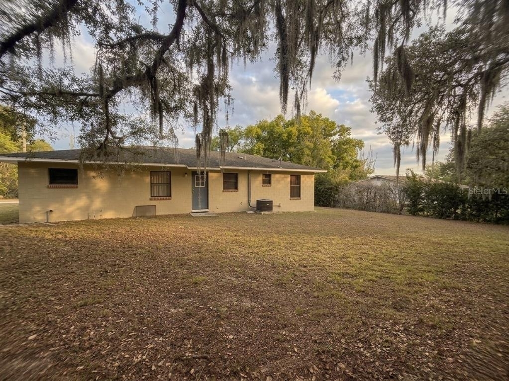 636 Rainbow Boulevard - Photo 12