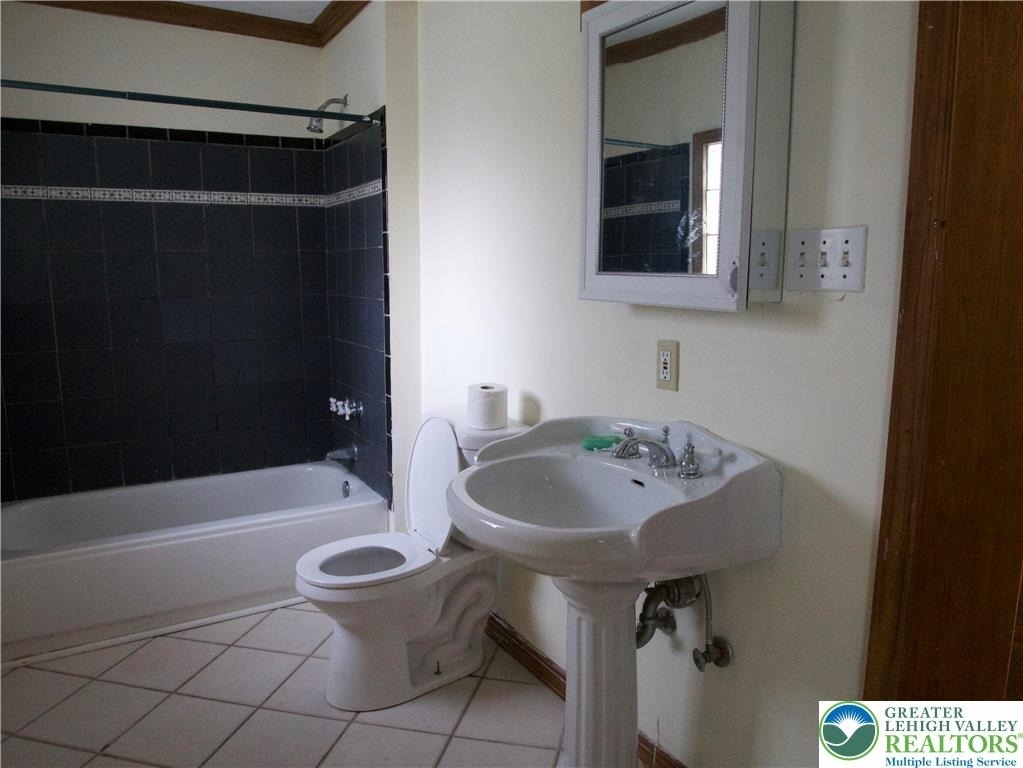 1020 Ferry Street - Photo 13