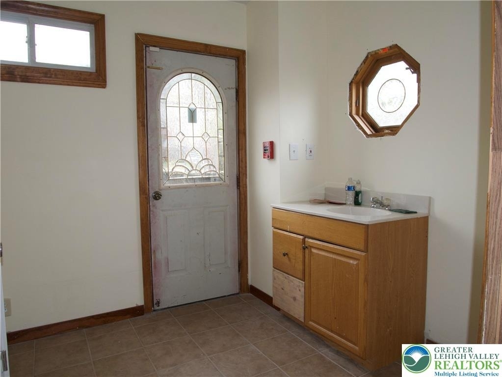 1020 Ferry Street - Photo 20
