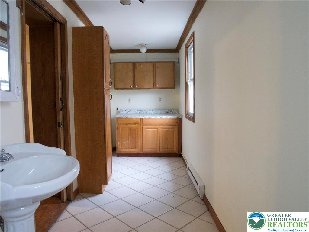 1020 Ferry Street - Photo 11