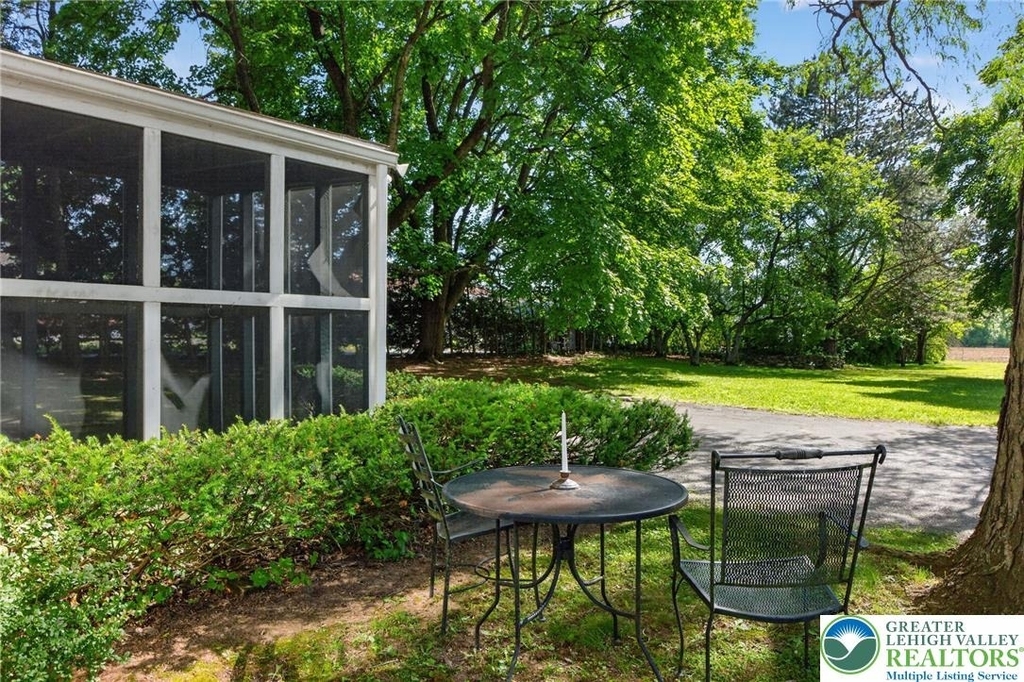 1226 Trexlertown Rd - Photo 5