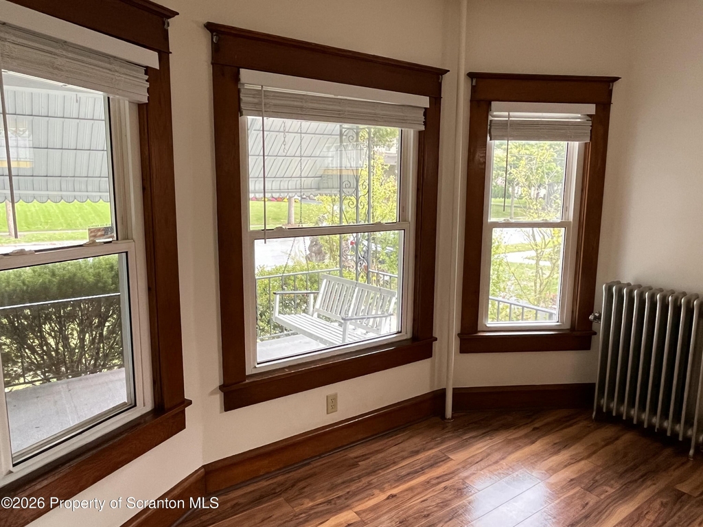 1707 Monroe Avenue - Photo 5