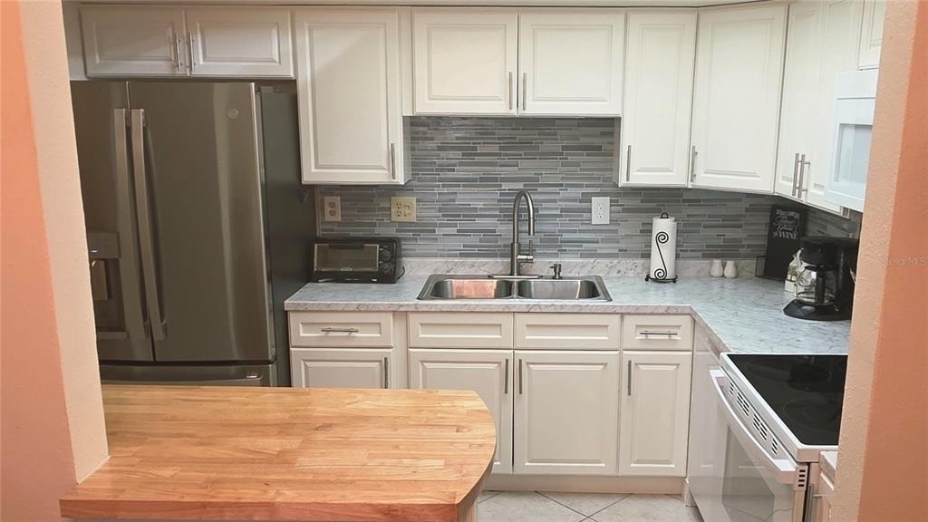 400 64th Avenue - Photo 16