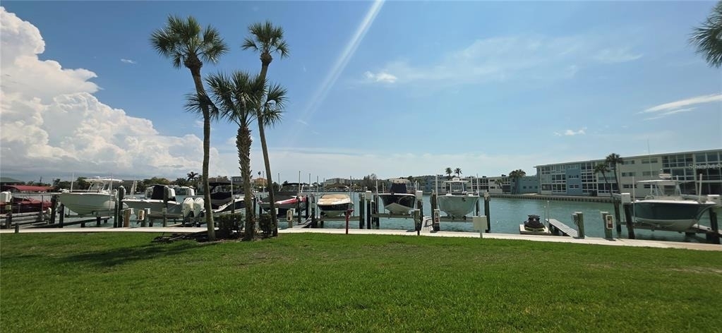 400 64th Avenue - Photo 9