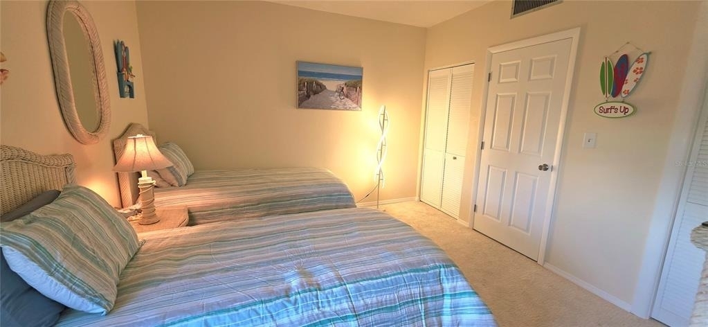 400 64th Avenue - Photo 31