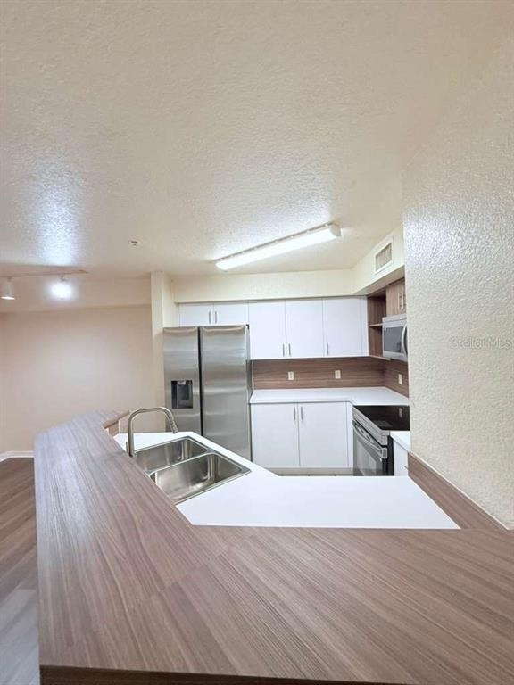 832 Camargo Way - Photo 10