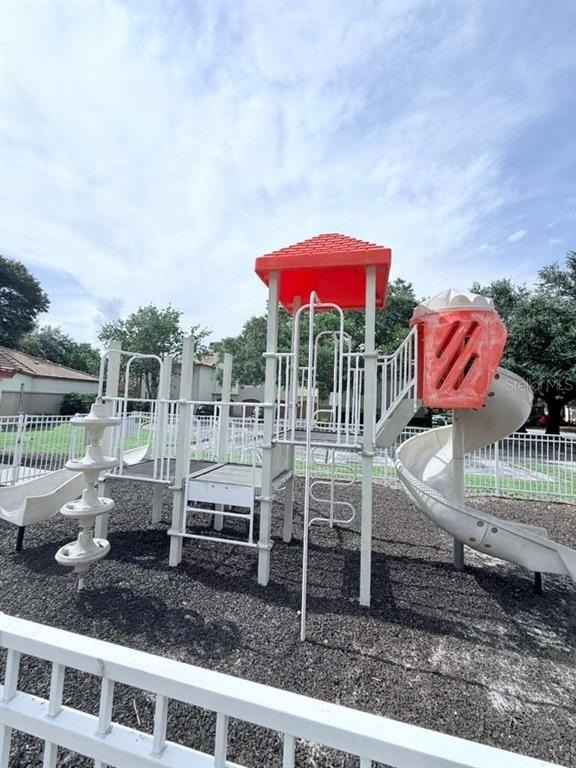 832 Camargo Way - Photo 37