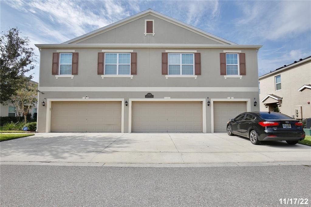 3520 Seneca Club Loop - Photo 0